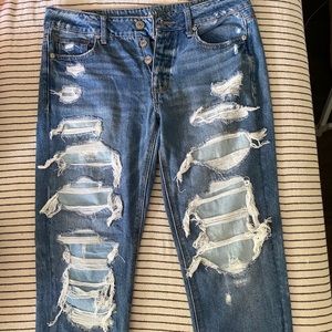 AE Tomgirl Jeans